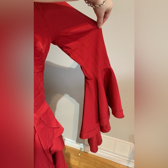 Red bell-sleeve midi dress - Picture 4 of 8